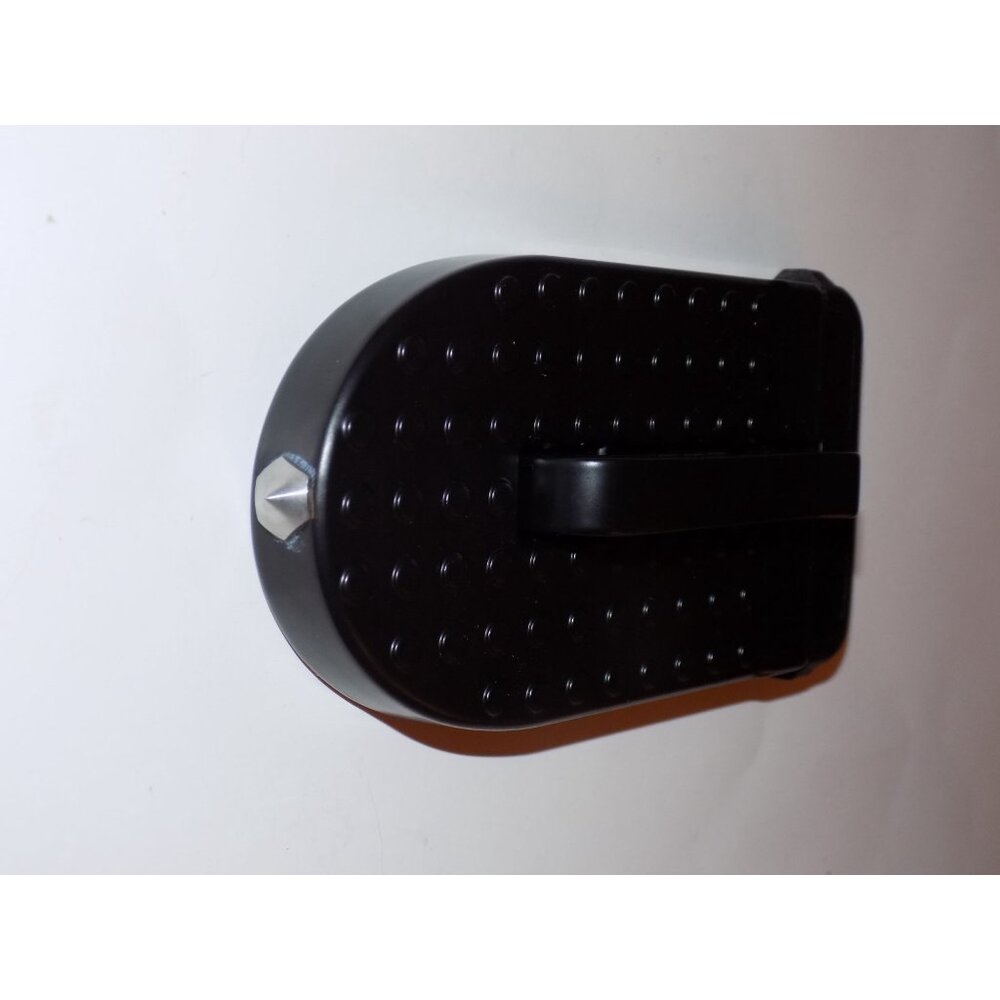 Car Multi-Functional Latch Door Step, Roof Access, Compact and Foldable (Black) - Picture 4 of 4